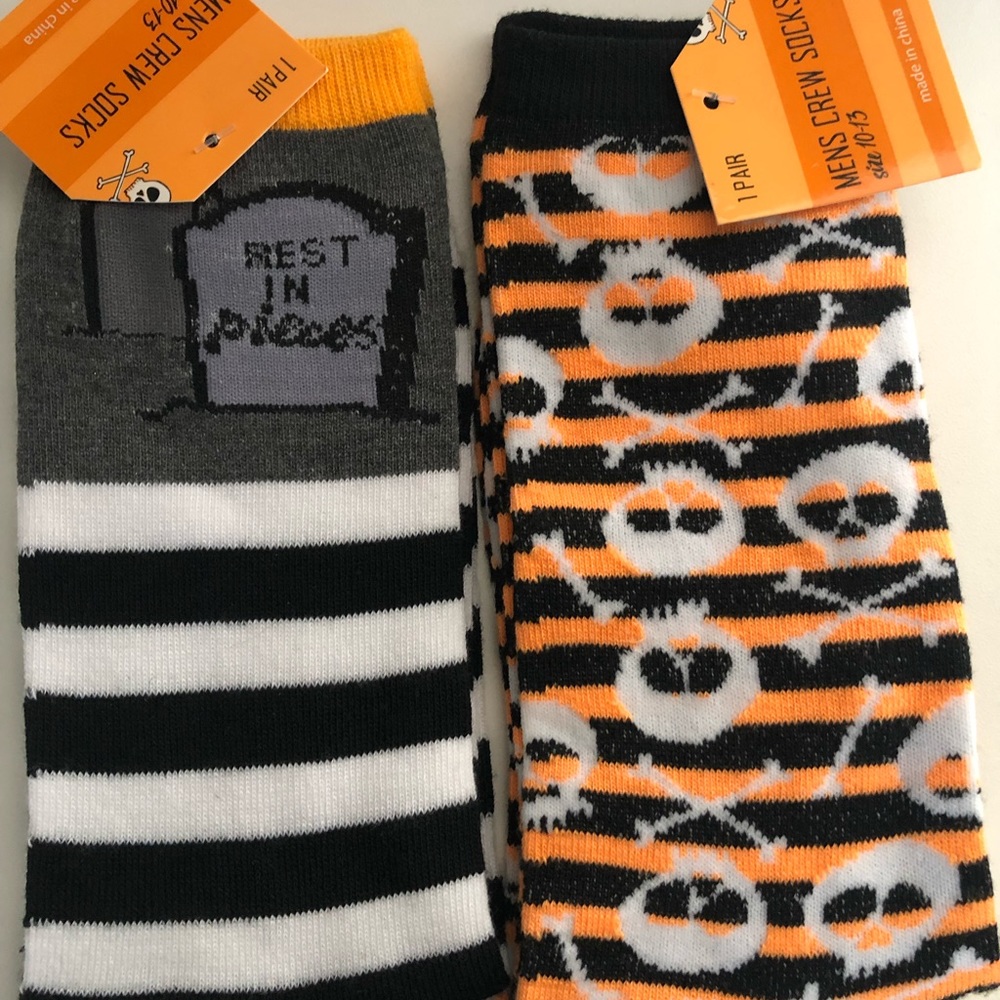 Halloween Men Crew Socks. 2-Pairs. Size 10-13